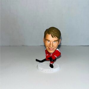 Jari Kurri Edmonton Oilers 1996 NHLPA Corinthian Headliners 3 Inches